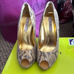 Ted Baker Cream and Tan Peep-Toe Heels